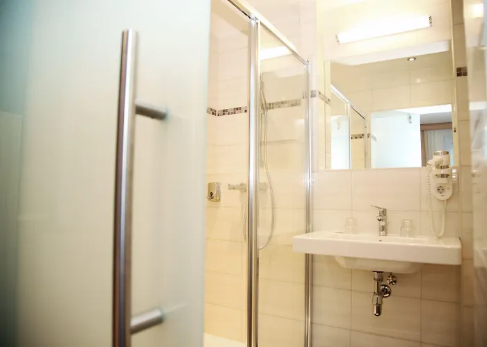 Hotel Tinschert Hotel-restaurant-partyservice Schwertberg