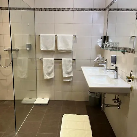 Szálloda Tinschert Hotel-restaurant-partyservice 4*