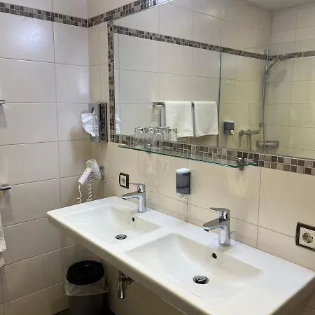 Tinschert Hotel-restaurant-partyservice Hotel