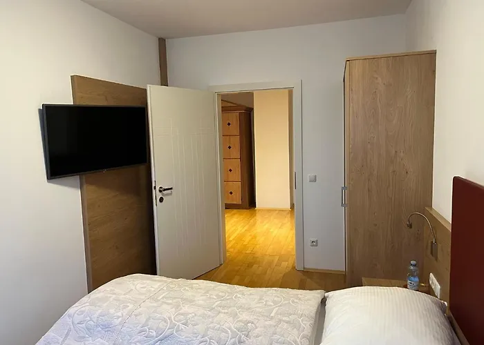 Tinschert Hotel-restaurant-partyservice Szálloda 4*