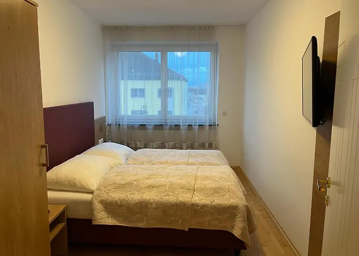 Tinschert Hotel-restaurant-partyservice Szálloda 4*